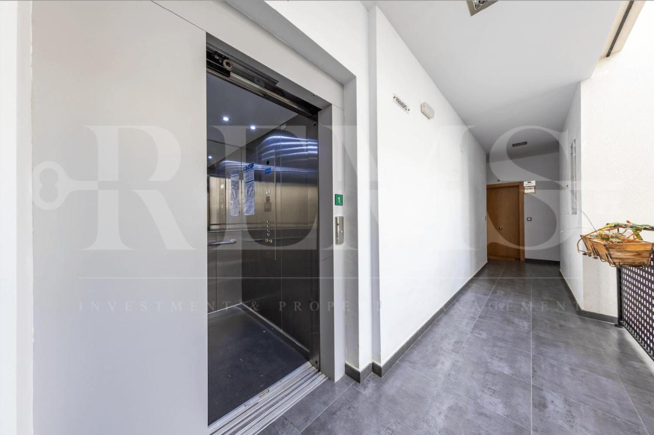 Relaxing Apartment With Parking In The Center By Rems 말라가 외부 사진